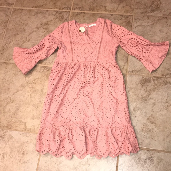 Pinkblush Dresses & Skirts - Pinkblush peach maternity dress Host Pick! 👗